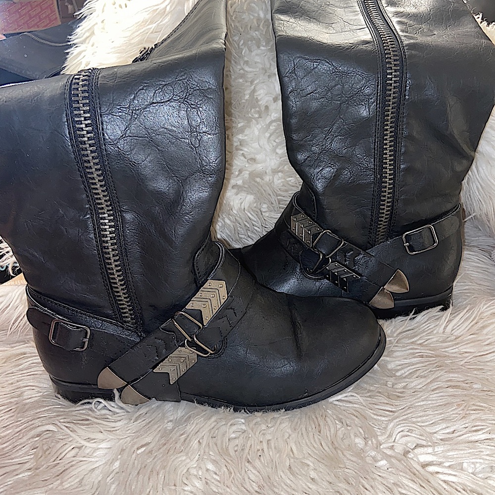 Long boots